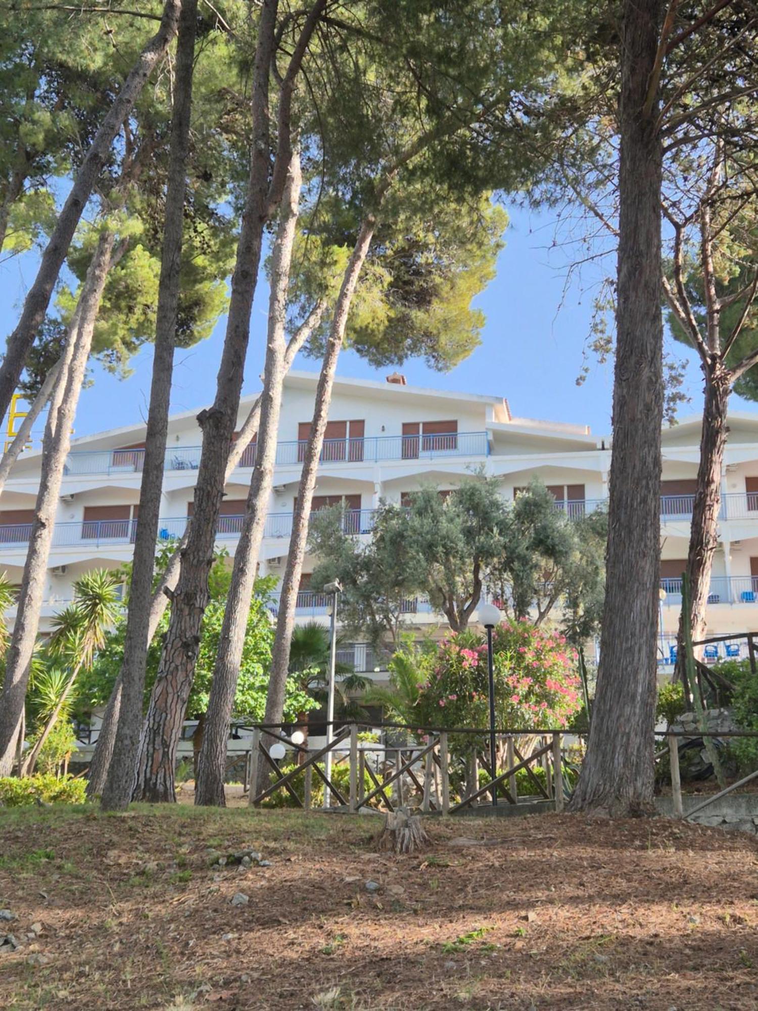 Hotel Guardacosta ดิอามันเต ภายนอก รูปภาพ